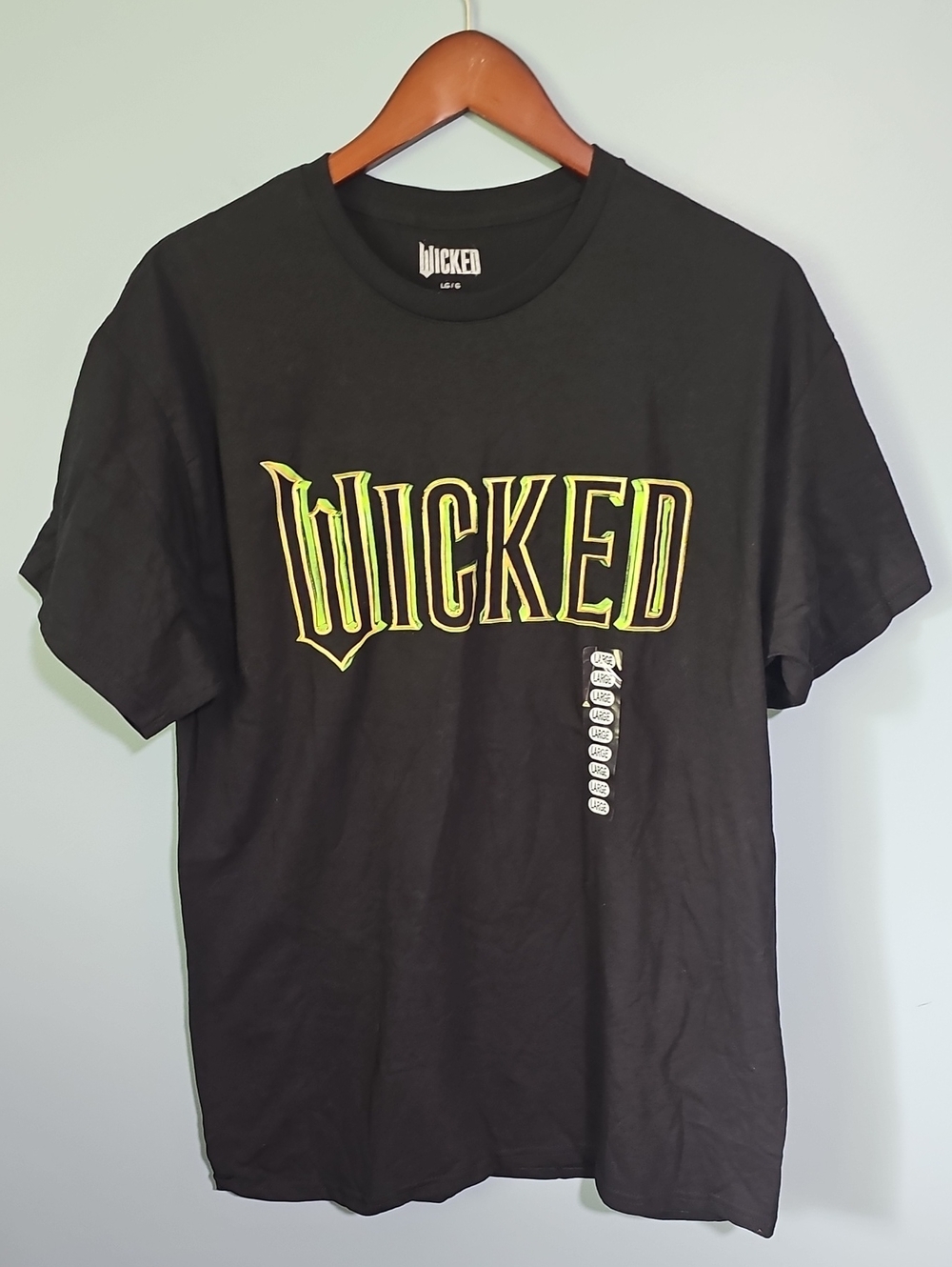 NWT Black WICKED Logo Graphic T-Shirt Size Large